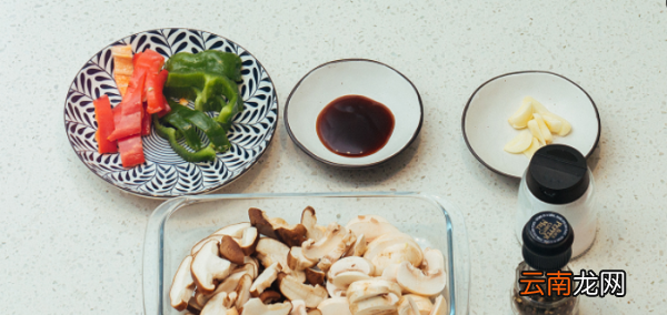 蘑菇怎么炒才好吃，如何做出好吃美味的家常炒蘑菇视频