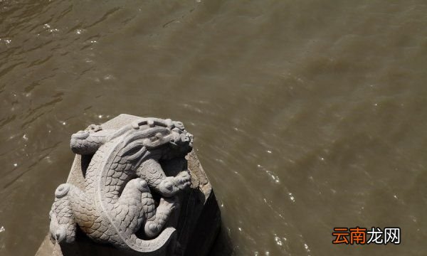拱宸桥下的神兽叫什么，杭州运河拱宸桥下的四个兽分别叫什么
