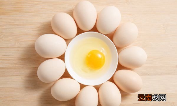 开水冲鸡蛋有什么好处和坏处，早上起来空腹喝开水冲鸡蛋好吗